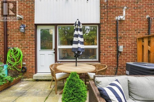3 Burdock Lane Unit# 33, Dundas, ON 