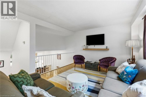 3 Burdock Lane Unit# 33, Dundas, ON 