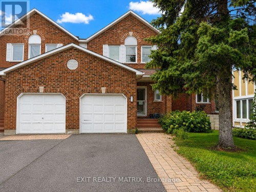 67 Ashpark Crescent, Ottawa, ON 
