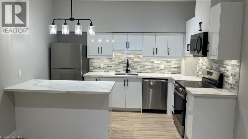 69 EAST MAIN Street Unit# 104 , Welland, Ontario L3B 3W4 3