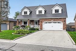 948 SMITHSIDE COURT Peterborough (Monaghan Ward 2), ON K9J 8E2