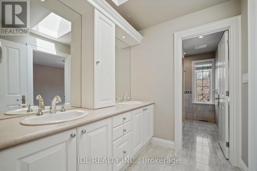 1283 Lindburgh Court, Mississauga, ON 