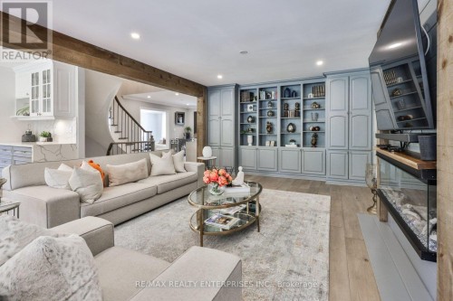 807 Indian Road, Mississauga, ON 