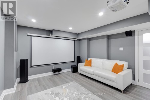 807 Indian Road, Mississauga, ON 