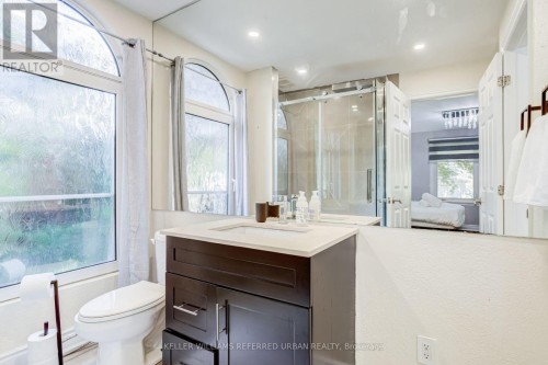 876 Parkland Avenue, Mississauga, ON 
