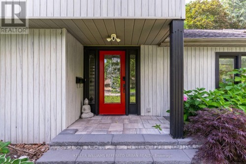 876 Parkland Avenue, Mississauga, ON 