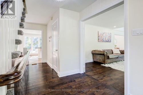 876 Parkland Avenue, Mississauga, ON 