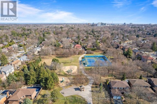1653 Sherwood Forrest Circle, Mississauga, ON 
