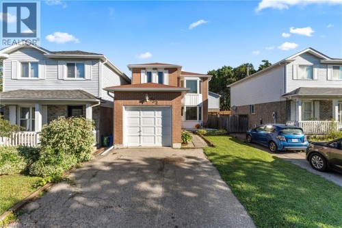 732 BENNETT Crescent  Oshawa, ON L1K 1T6