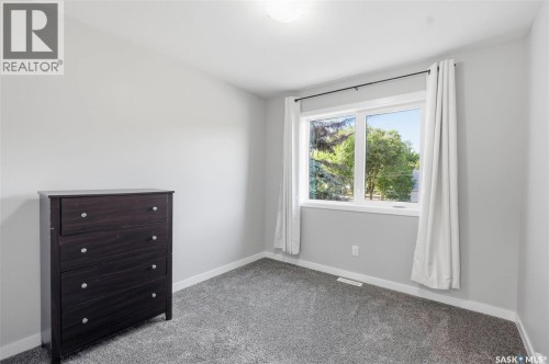 705 33Rd Street W, Saskatoon, SK 