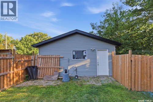 705 33Rd Street W, Saskatoon, SK 
