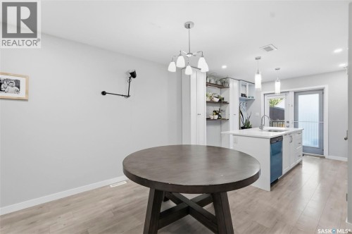 705 33Rd Street W, Saskatoon, SK 