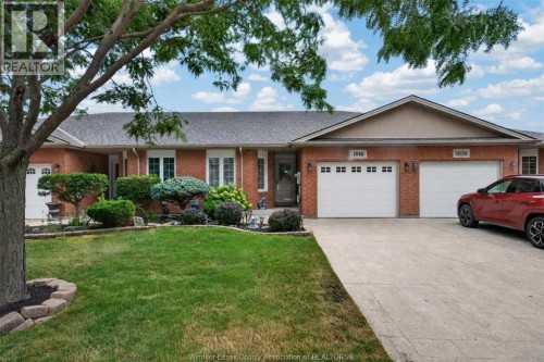 1818 Luxury, Windsor, ON 
