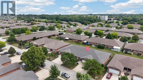 1818 Luxury, Windsor, ON 