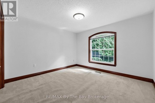 Second Bedroom - 90 Goldfinch Crescent, Tiny, ON 
