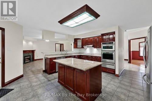 90 Goldfinch Crescent, Tiny, ON 