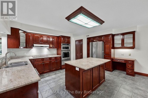 90 Goldfinch Crescent, Tiny, ON 