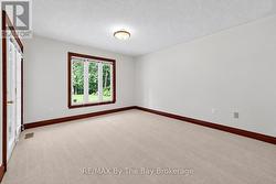Bedroom 3 - 