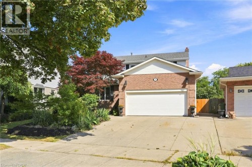 10 ACACIA Street  Stoney Creek, ON L8J 1V6