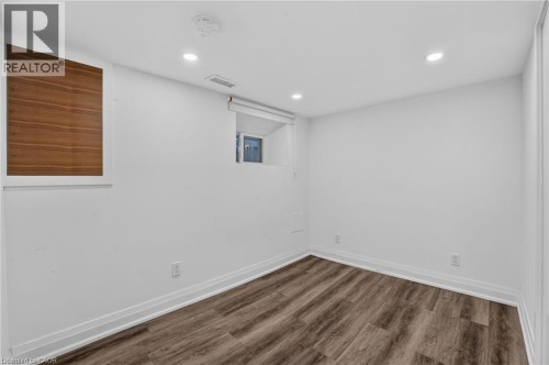 11 Craigmiller Avenue, Hamilton, ON 