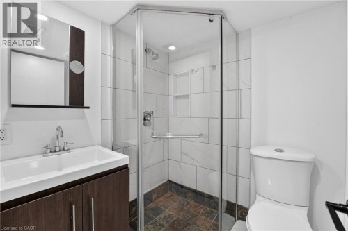 11 Craigmiller Avenue, Hamilton, ON 