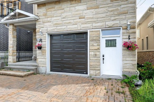 2253 PAGE ROAD , Ottawa, Ontario K1C 7K5 4