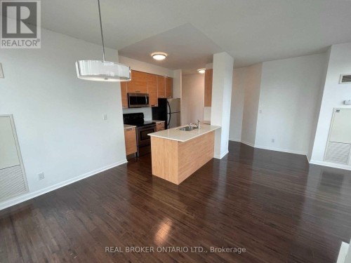 318 - 3391 BLOOR STREET W , Toronto, Ontario M8X 1G3 2