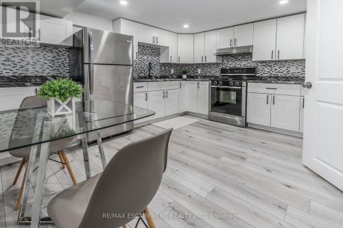 98 Duncombe Drive, Hamilton, ON 