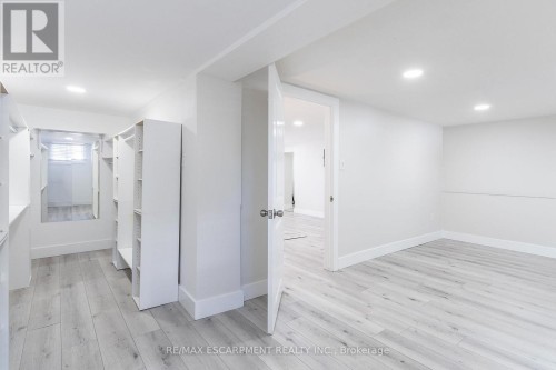 98 Duncombe Drive, Hamilton, ON 