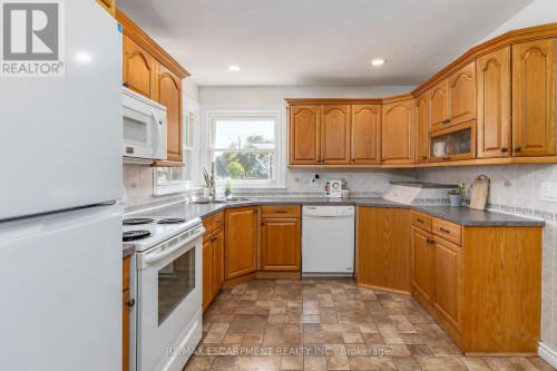 98 Duncombe Drive, Hamilton, ON 