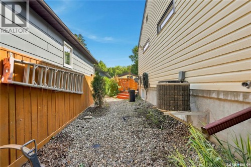 2213 Coy Avenue, Saskatoon, SK 