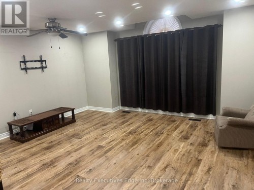 MAIN - 197 FARLEY DRIVE , Guelph (Pineridge/Westminster Woods), Ontario N1L 1L7 3