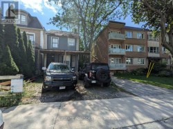 29 THELMA AVENUE  Toronto, ON M4V 1X8