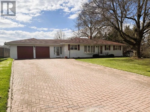29 PATRICIA DRIVE  King, ON L7B 1H5