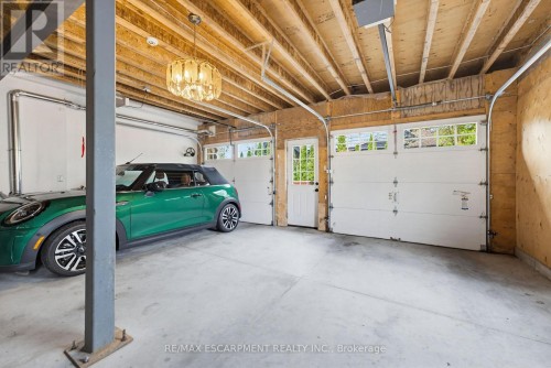 3083 Lakeshore Road, Burlington, ON 