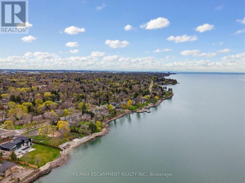3083 Lakeshore Road, Burlington, ON 