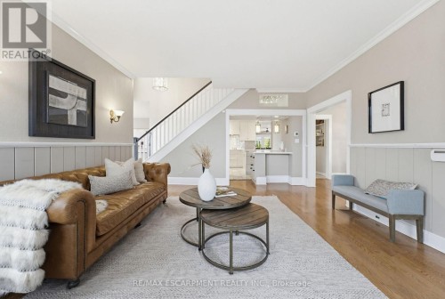 3083 Lakeshore Road, Burlington, ON 