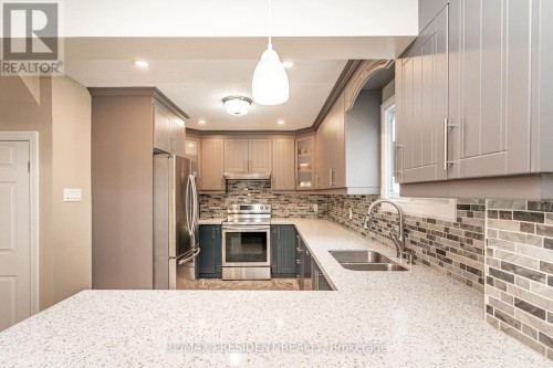 13 Lewis Street, Hamilton, ON 