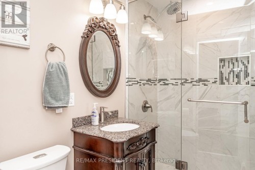 13 Lewis Street, Hamilton, ON 