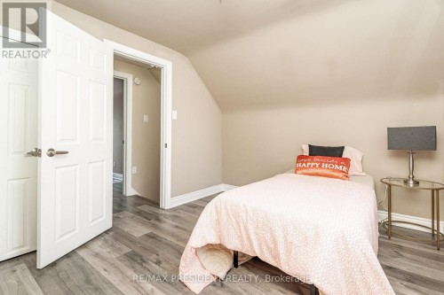 13 Lewis Street, Hamilton, ON 