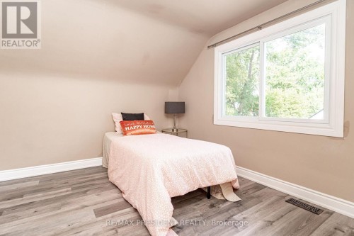 13 Lewis Street, Hamilton, ON 