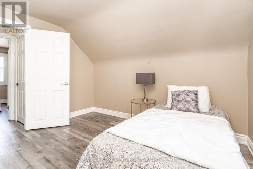 13 Lewis Street, Hamilton, ON 
