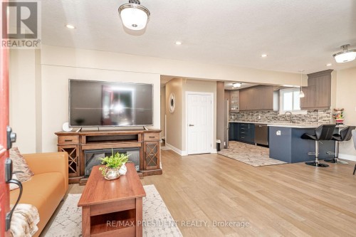 13 Lewis Street, Hamilton, ON 
