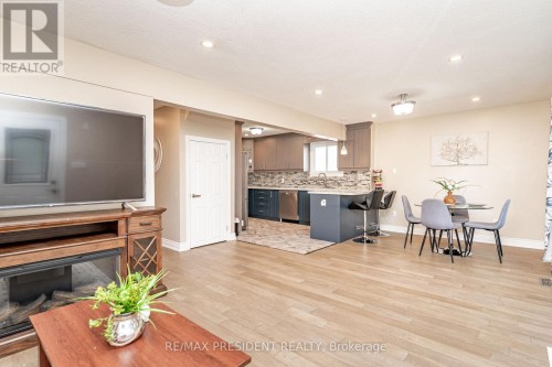 13 Lewis Street, Hamilton, ON 