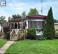 9480 LONGWOODS ROAD Unit# 44 Chatham-Kent, ON N7M 5J7