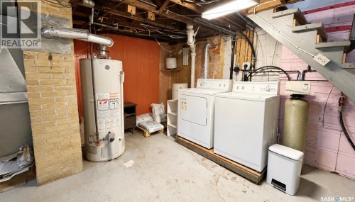 203 2Nd Avenue N, Harris, SK 