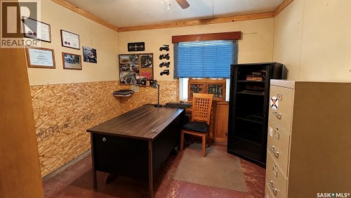 203 2Nd Avenue N, Harris, SK 