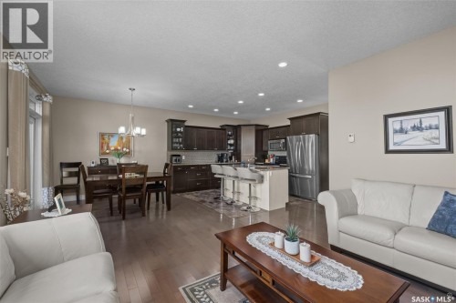 18 2805 Lakeview Drive, Prince Albert, SK 