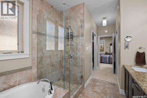 18 2805 Lakeview Drive, Prince Albert, SK 
