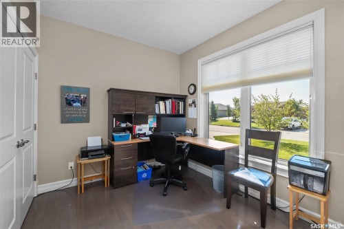 18 2805 Lakeview Drive, Prince Albert, SK 
